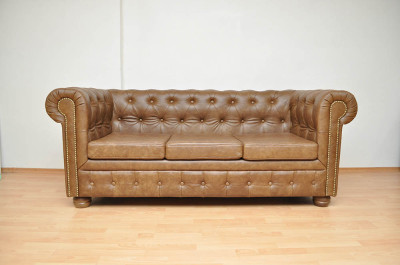 Pohovka Chesterfield atyp 5