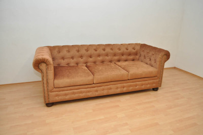 Pohovka Chesterfield atyp 4