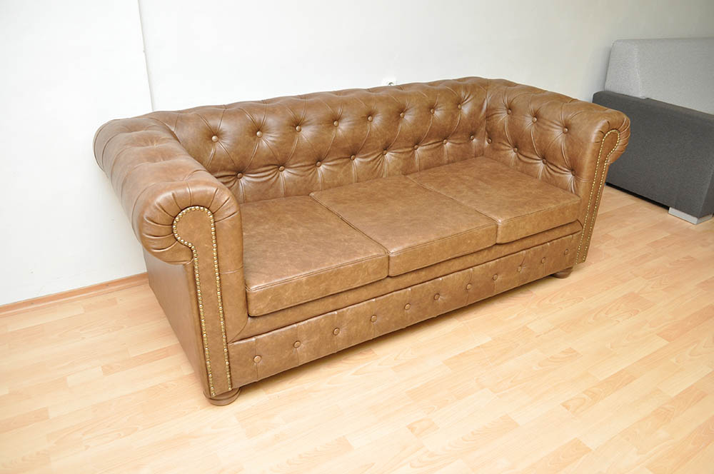 Pohovka Chesterfield atyp 5